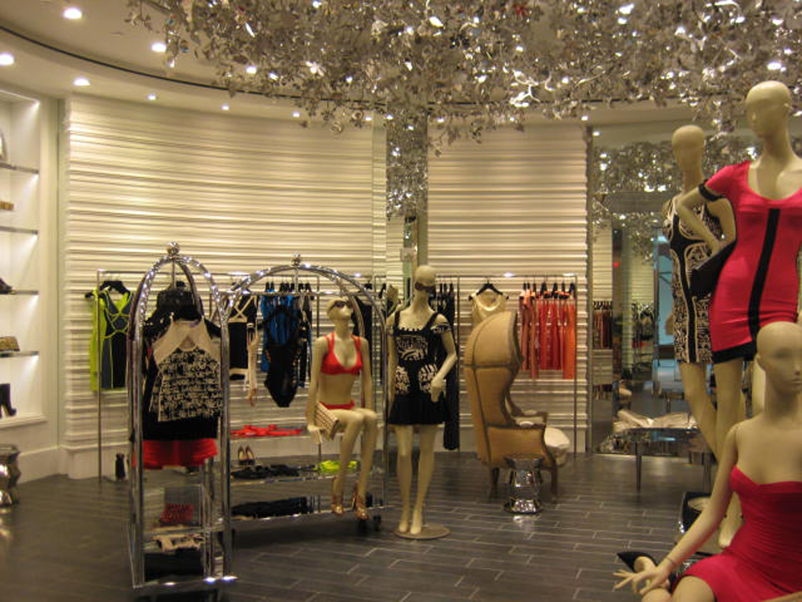 herve leger store